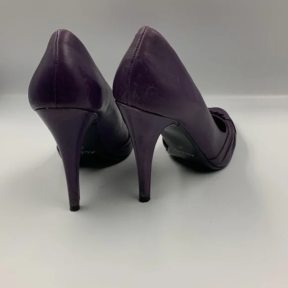 Heeled pumps - Picture 3 of 4